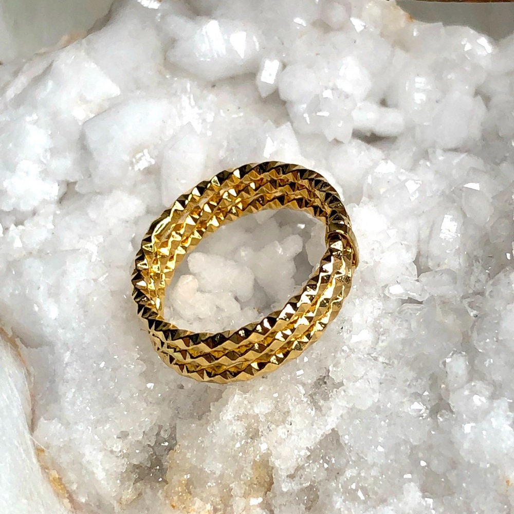 FOR SALE 18k Real Saudi Gold 3layers Ring Size 7